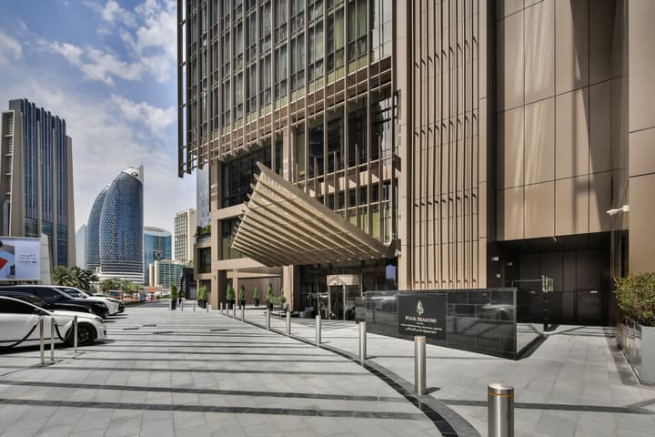 Four Seasons — photograph 5