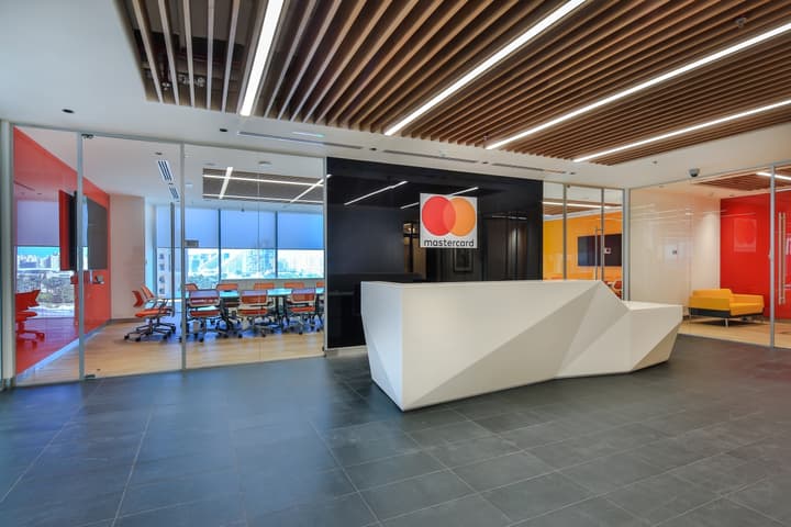 Mastercard — photograph 4