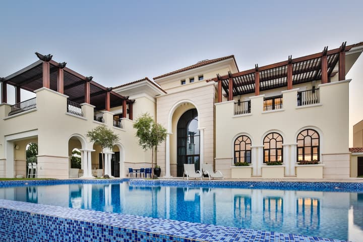 Mediterranean Show Mansion — photograph 5