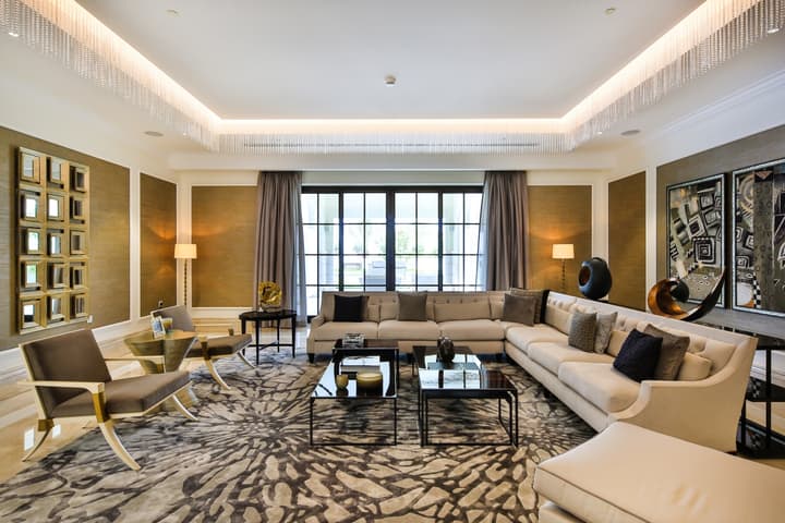 Mediterranean Show Mansion — photograph 17