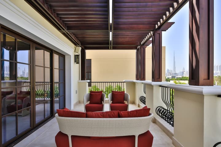 Mediterranean Show Mansion — photograph 20