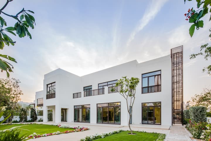 MSD Traditional Villa — photograph 17